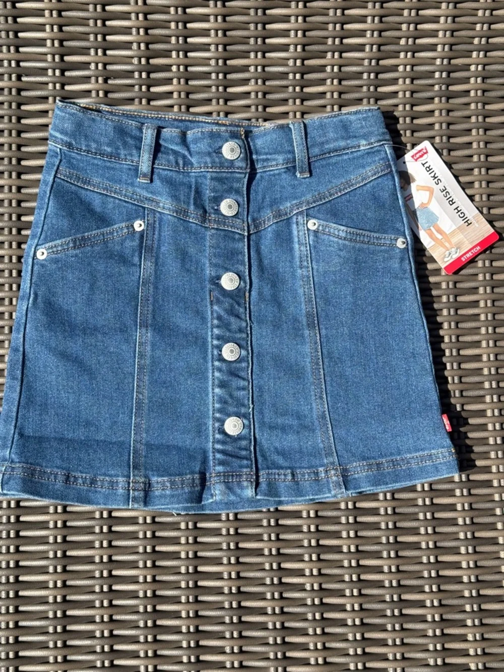 Levi's High Rise Skirt - Size 8 - NWT